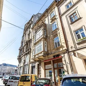 Апартаменты на театральній Украина