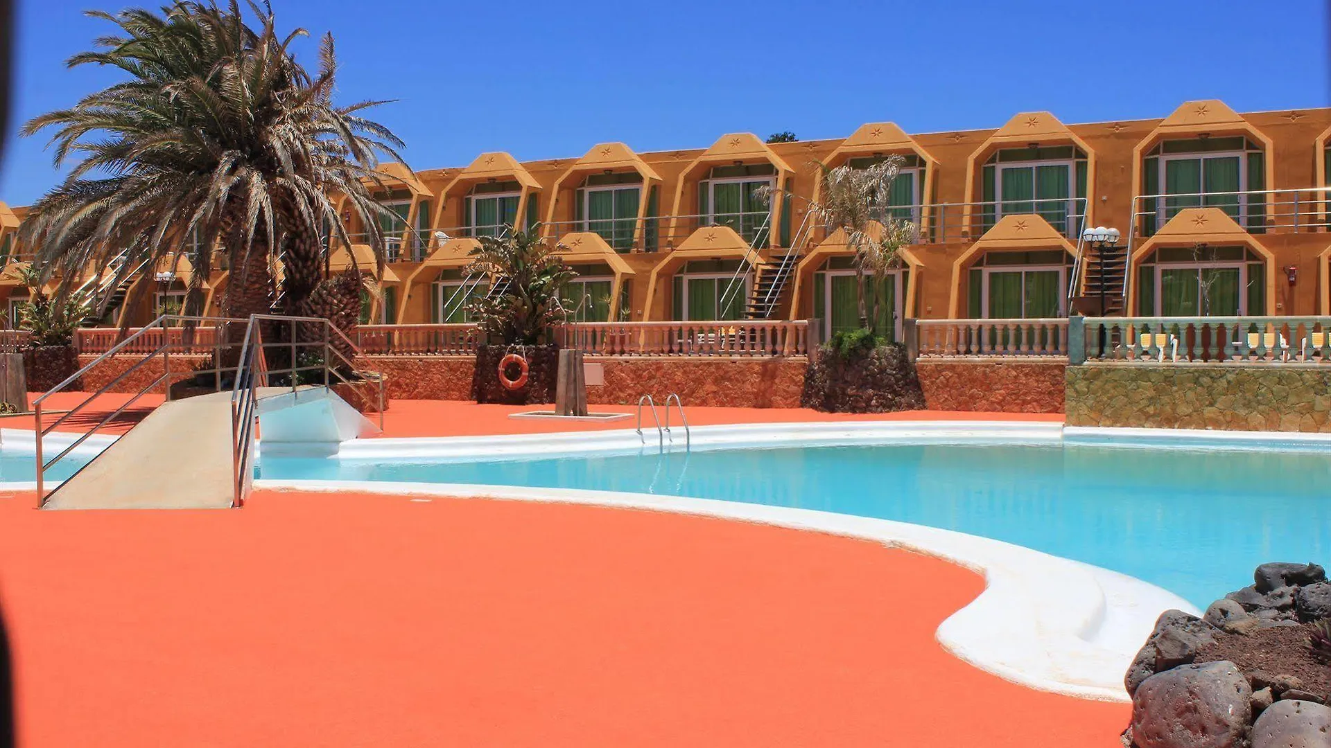 *** Apartment Aparthotel La Piramide Costa De Antigua Spanien