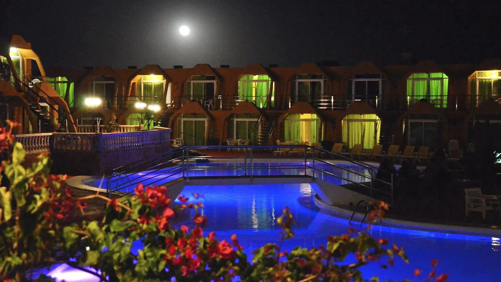 *** Apartment Aparthotel La Piramide Costa De Antigua Spain